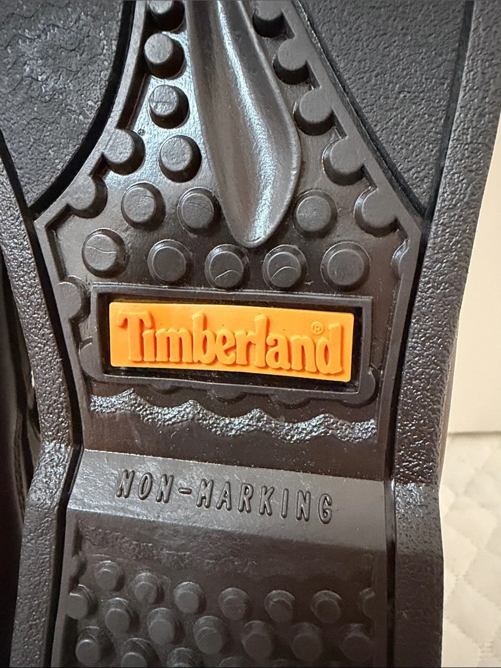 Timberland Men's Brown Leather Boat Shoes with Yellow Insoles. NWOT. Size 10.5